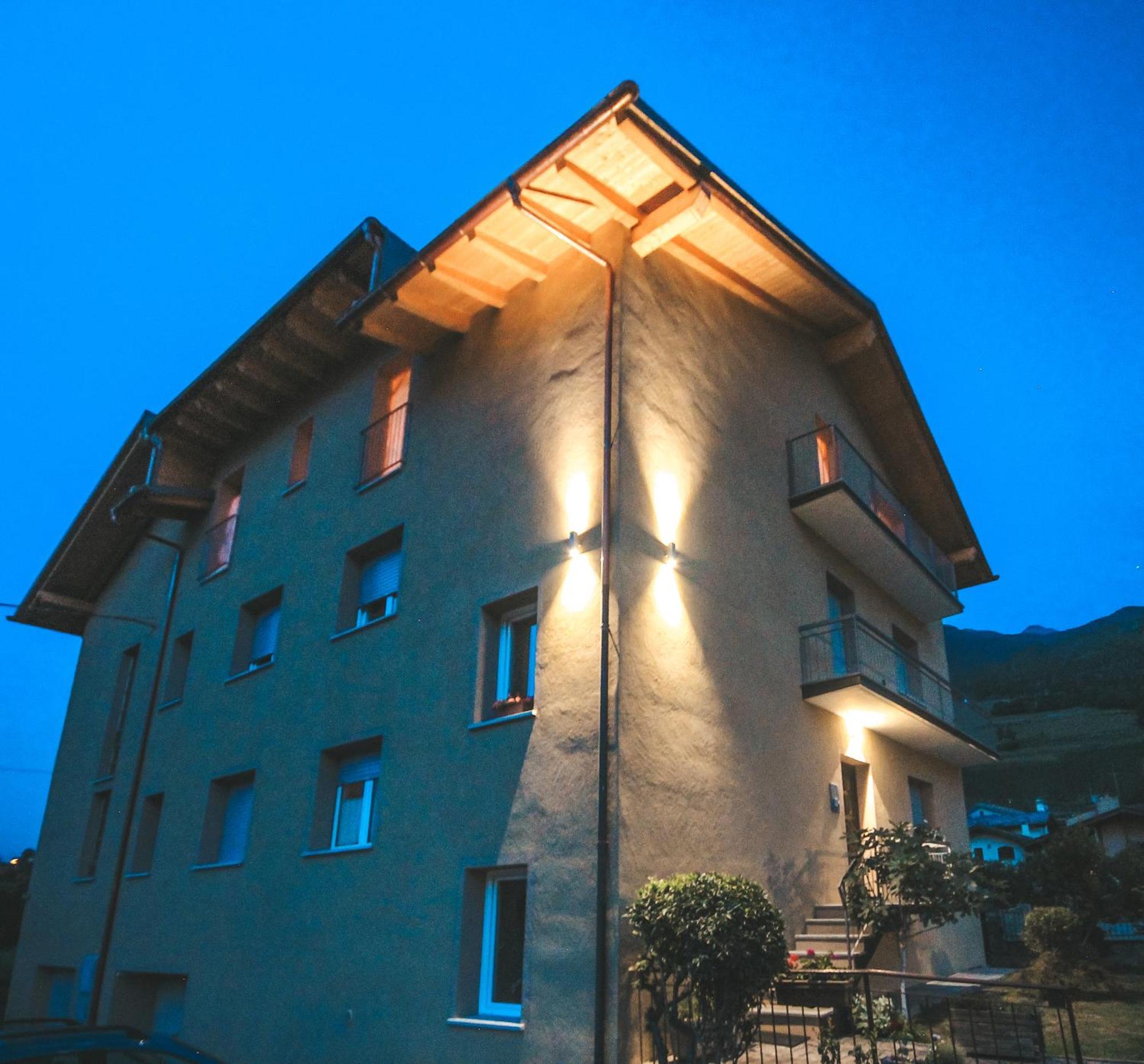 Apartment L'Envers Aosta Luaran gambar