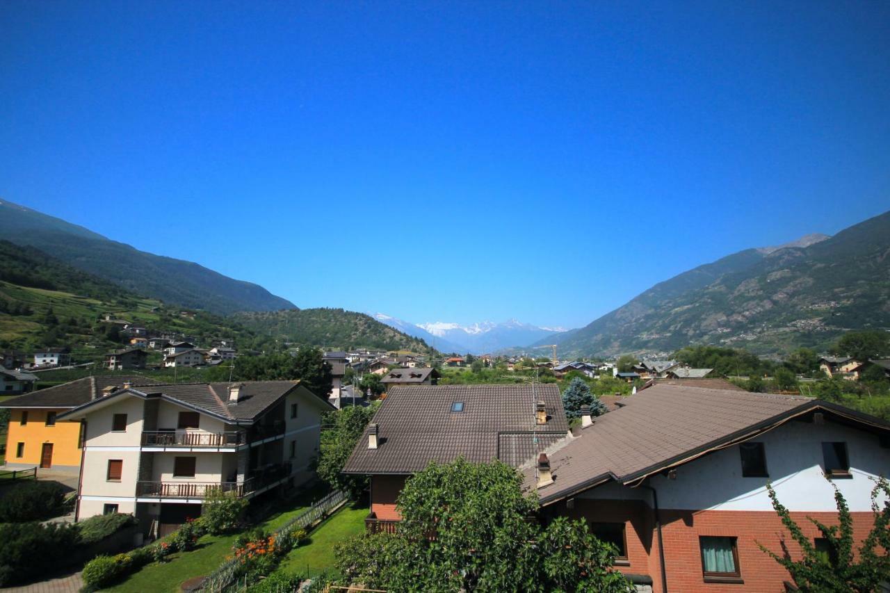 Apartment L'Envers Aosta Luaran gambar